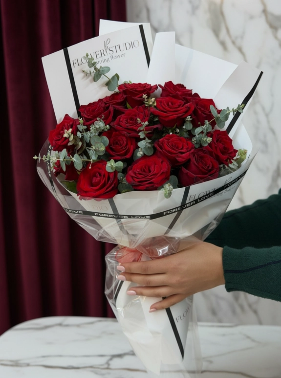 Kırmızı Gülün Asaleti 15Li Gül